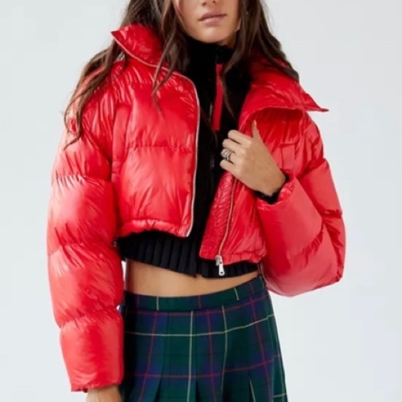Urban Outfitters UO Cropped Taryn Puffer Coat - M - Picture 2 of 7